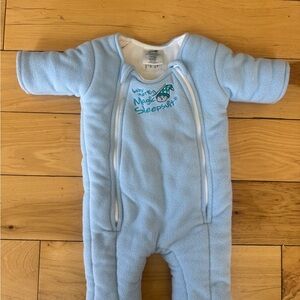 Baby's Magic Sleepsuit Light Blue Footie